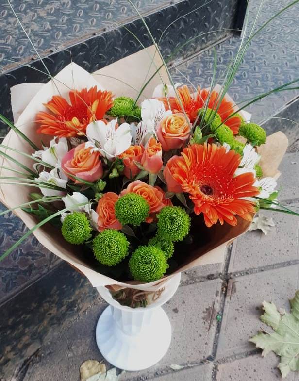 Букет цветов из: Герберы, Хризантемы, Альстромерии и Розы в Чкалово