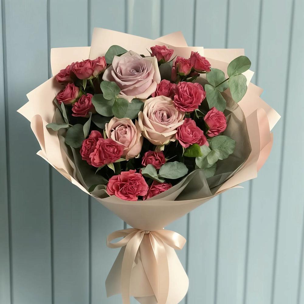Букет цветов из: Гвоздики и Розы в Чкалово