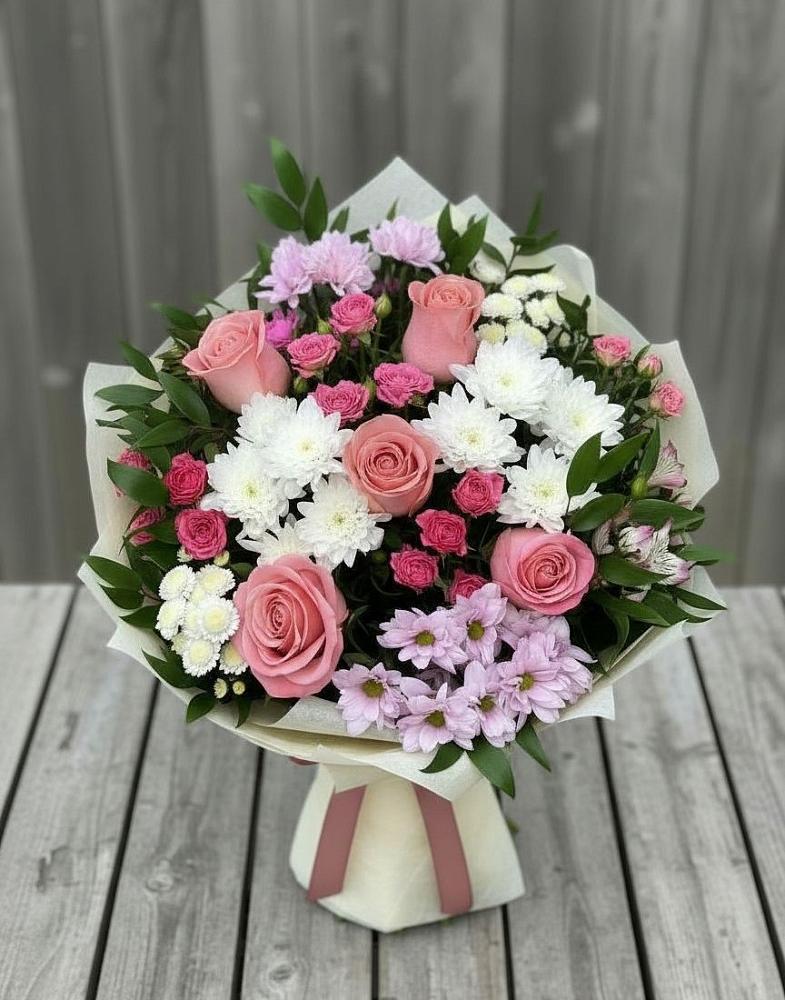 Букет цветов из: Альстромерии, Гвоздики, Розы и Хризантемы в Чкалово