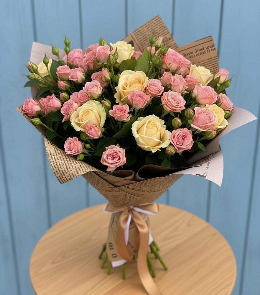 Букет цветов из: Розы в Чкалово