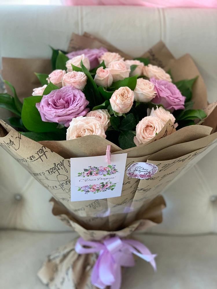 Букет цветов из: Розы в Чкалово