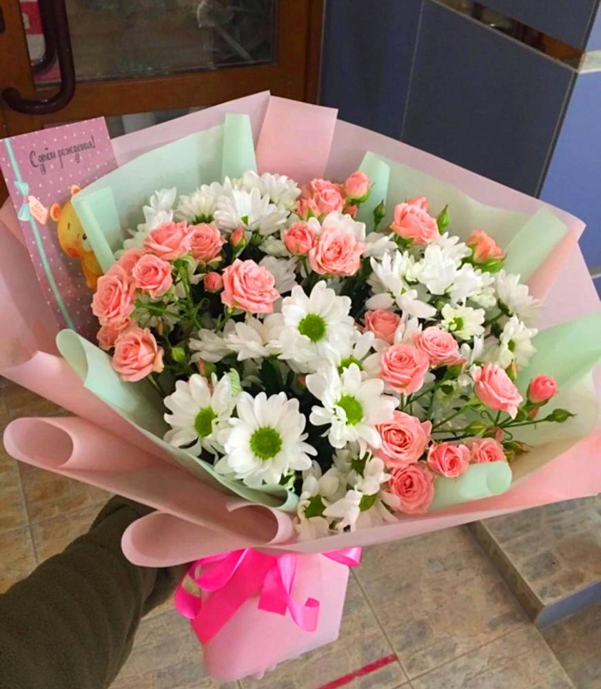 Букет цветов из: Розы и Хризантемы в Чкалово