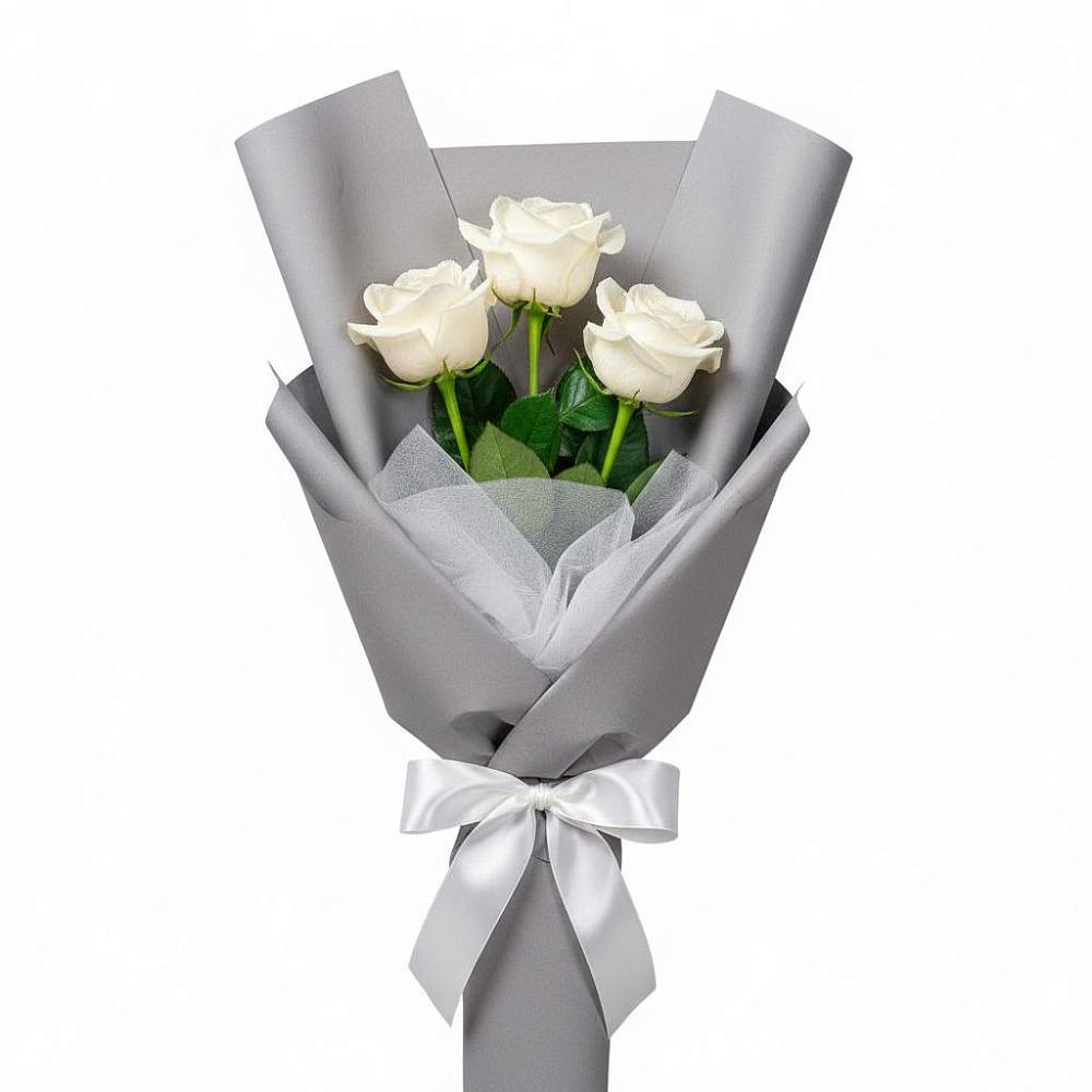 Букет 3 белые розы в Чкалово