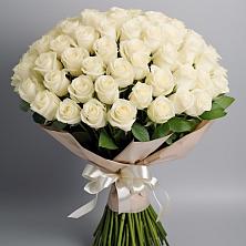 Букет 101 беля роза Белоснежка в Чкалово