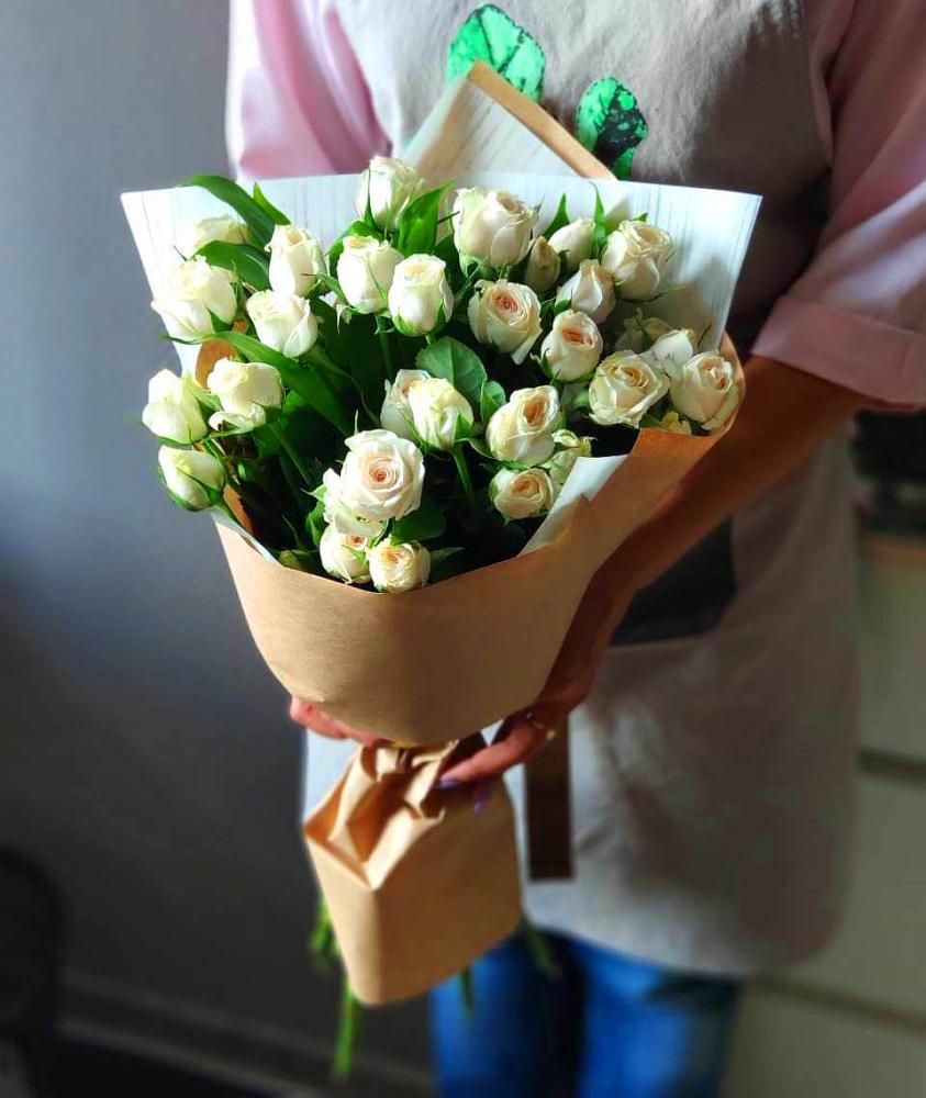 Букет цветов из: Розы в Чкалово