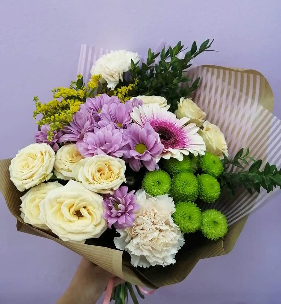 Букет цветов из: Хризантемы, Розы, Гвоздики и Герберы в Чкалово