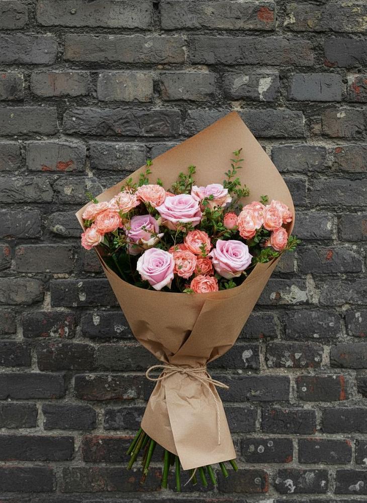 Букет цветов из: Розы в Чкалово