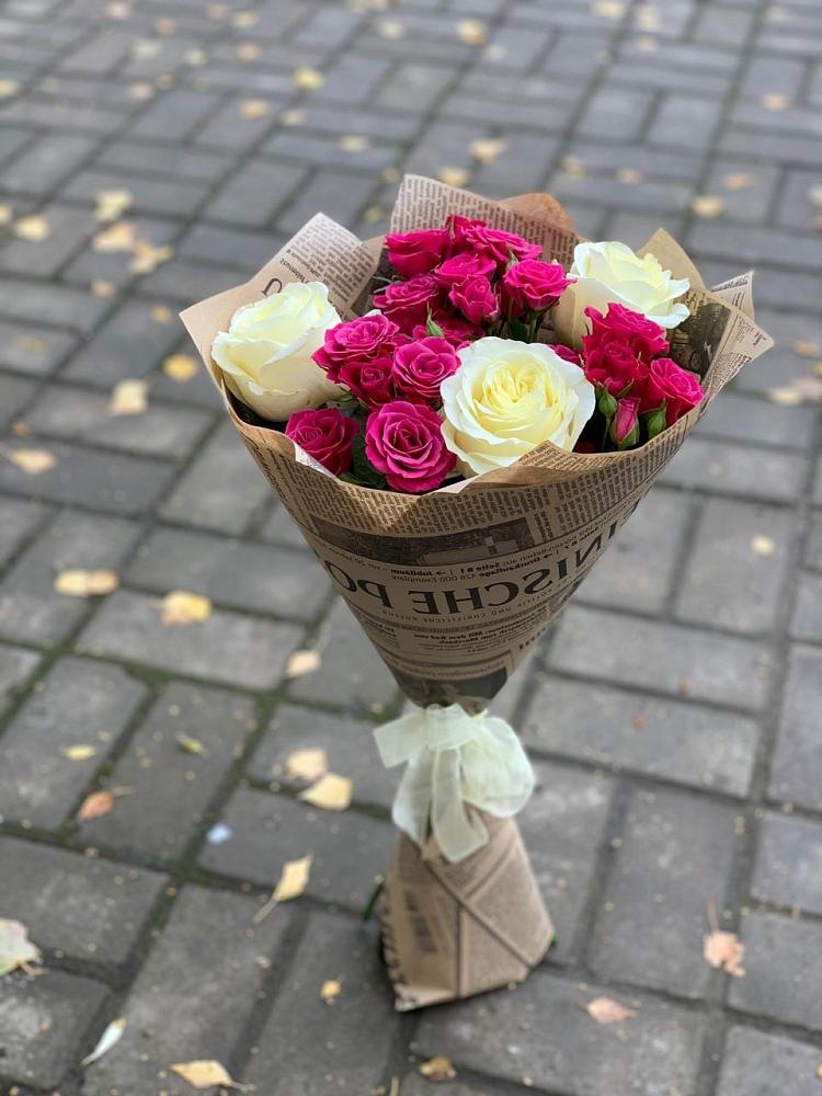 Букет цветов из: Розы в Чкалово