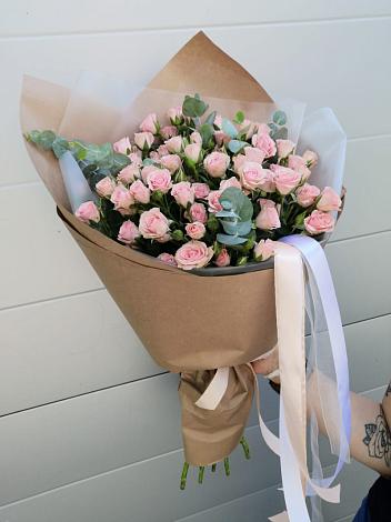 Букет цветов из: Розы в Чкалово