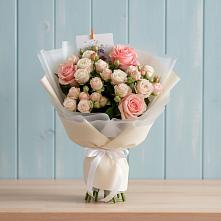Букет цветов из:  Розы в Чкалово
