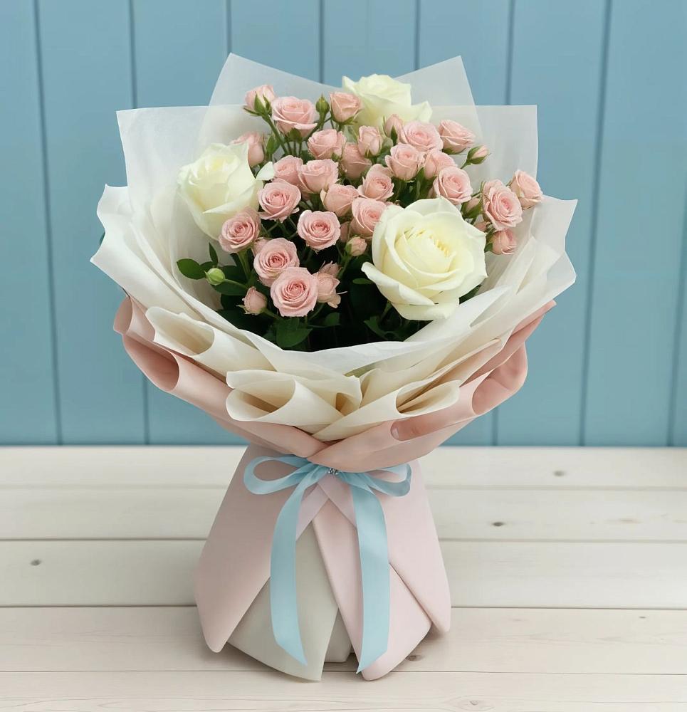 Букет цветов из: Розы в Чкалово