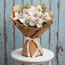 Букет цветов из:  Орхидеи и Розы в Чкалово