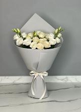 Букет цветов из:  Розы и Лизиантусы в Чкалово